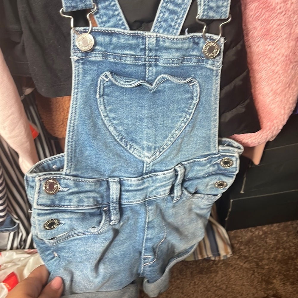 Short overalls
